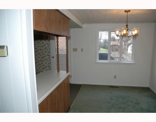 20 Fort Pitt Road Carnegie, PA 15106 - Photo 4 of 14 Dining Room. Dining Room with view of beautiful large back deck, all ajacent to kitchen