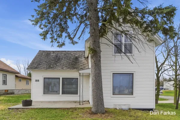 $245,000 | 88 Muskegon Street, Cedar Springs, MI 49319