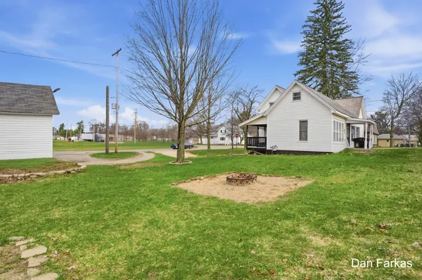 $245,000 | 88 Muskegon Street, Cedar Springs, MI 49319