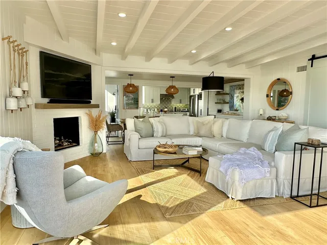 $16,000 | 252 Grandview Street, Laguna Beach, CA 92651