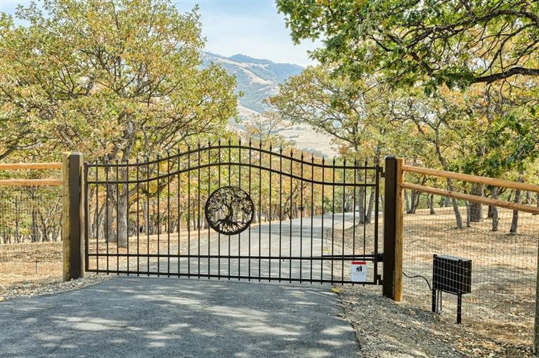 10888 Corp Ranch Road Ashland, OR 97520 - Photo 29 of 35 Additional Photo