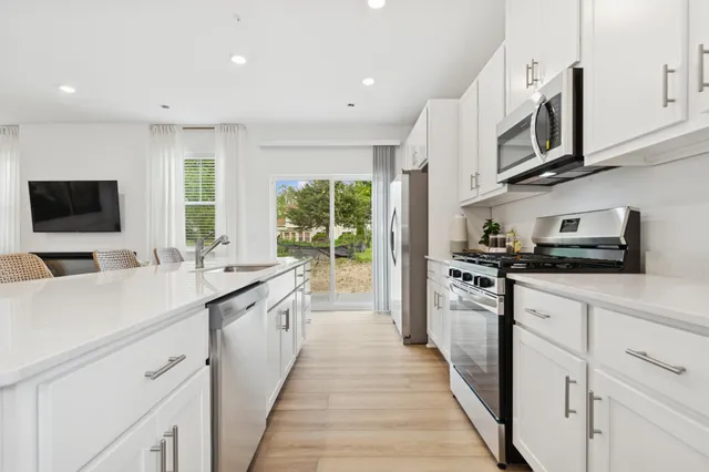 $334,900 | 14400 Allerton Way, Rosemount, MN 55068