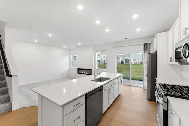 $334,900 | 14400 Allerton Way, Rosemount, MN 55068