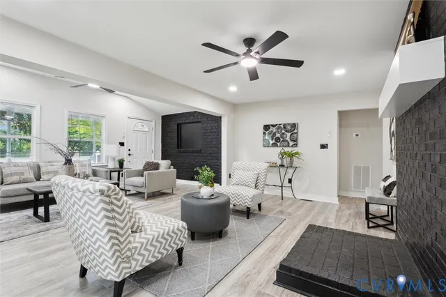 $385,000 | 3885 Strawberry Plains Road, Williamsburg, VA 23188