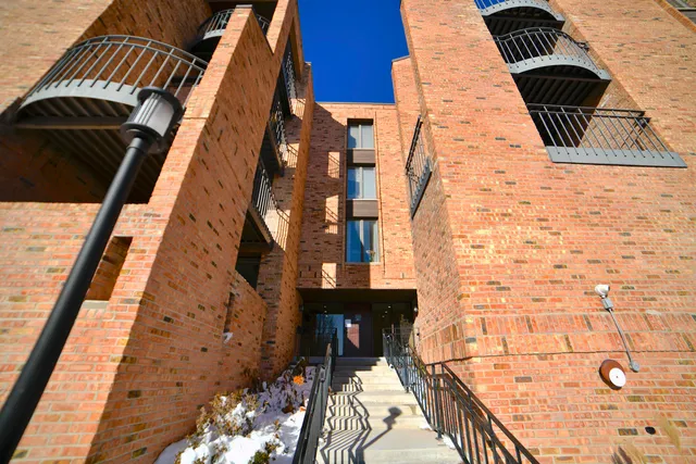 $1,500 | 1906 East Shorewood Boulevard, Unit 263, Shorewood, WI 53211