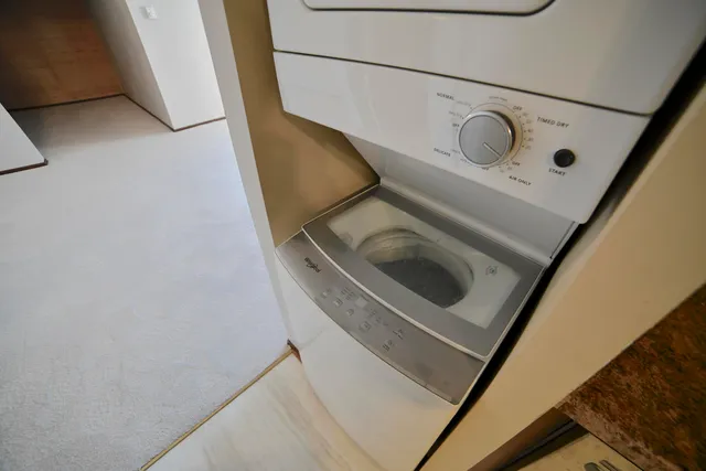 $1,500 | 1906 East Shorewood Boulevard, Unit 263, Shorewood, WI 53211