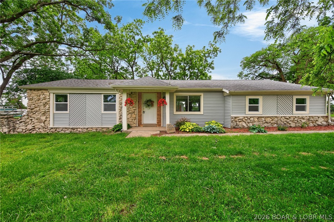 177 Storage Road Eldon, MO 65026 - Photo 1 of 34 Welcome to your dream country oasis. Perfectly loc