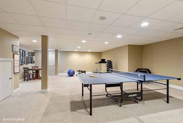 Undisclosed Address Deerfield, IL 60015 - Photo 25 of 34 a view of a room with furniture