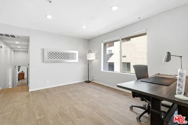 $5,500 | 1842 Greenfield Avenue, Unit 102, Los Angeles, CA 90025