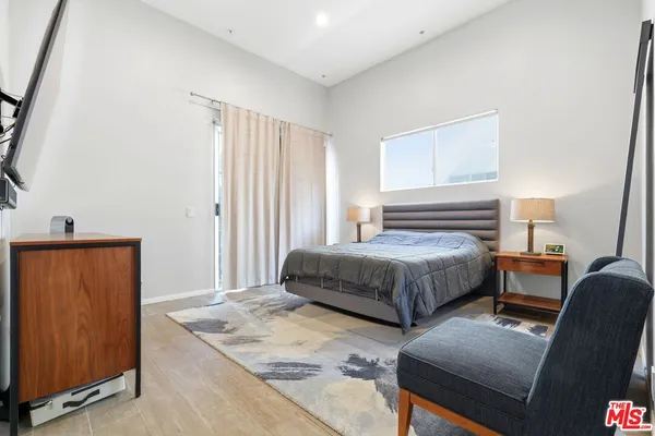 $5,500 | 1842 Greenfield Avenue, Unit 102, Los Angeles, CA 90025