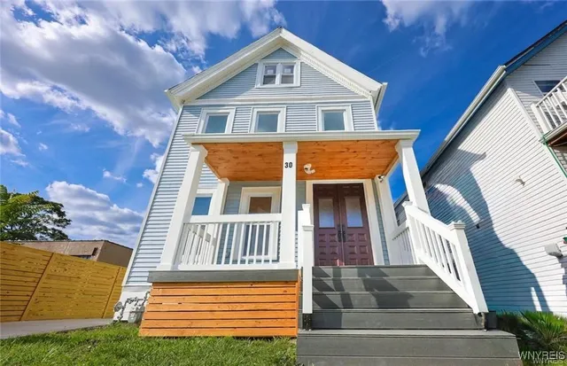 $1,500 | 30 Glenwood Avenue, Buffalo, NY 14209