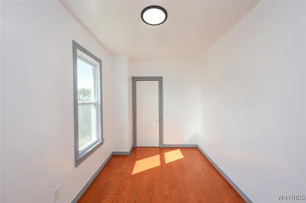 $1,500 | 30 Glenwood Avenue, Buffalo, NY 14209