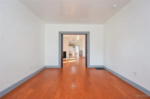 $1,500 | 30 Glenwood Avenue, Buffalo, NY 14209