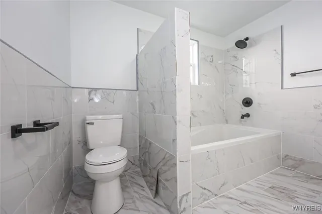 $1,500 | 30 Glenwood Avenue, Buffalo, NY 14209