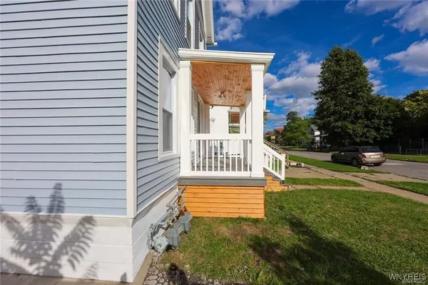 $1,500 | 30 Glenwood Avenue, Buffalo, NY 14209
