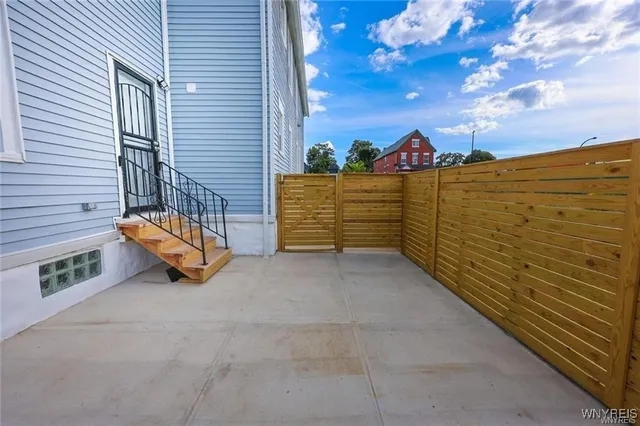 $1,500 | 30 Glenwood Avenue, Buffalo, NY 14209