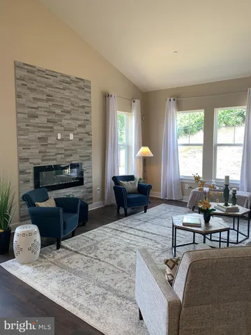 a view of a yard in front of a house