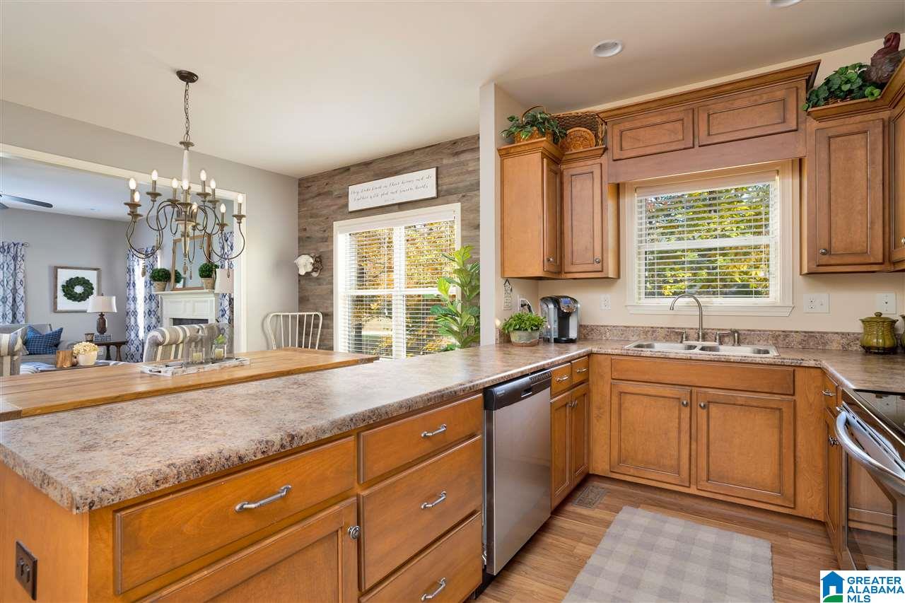 841 Round Hill Road Pelham, AL 35124 - Photo 8 of 22
