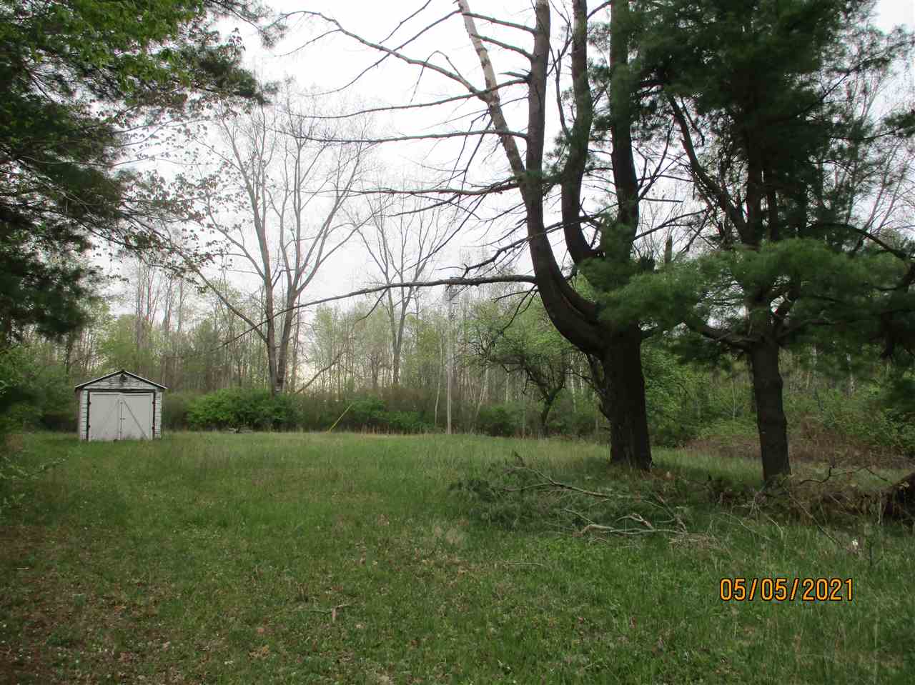 5747 Sheridan Road Vassar, MI 48768 - Photo 3 of 10