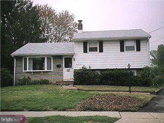 29 Linden Road Burlington, NJ 08016 - Photo 1 of 6 Gallery Image 1