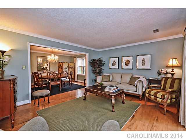 2333 Hamilton Mill Road Charlotte, NC 28270 - Photo 3 of 16 Gallery Image 3