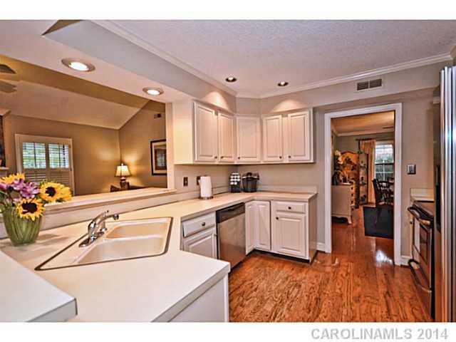 2333 Hamilton Mill Road Charlotte, NC 28270 - Photo 6 of 16 Gallery Image 6