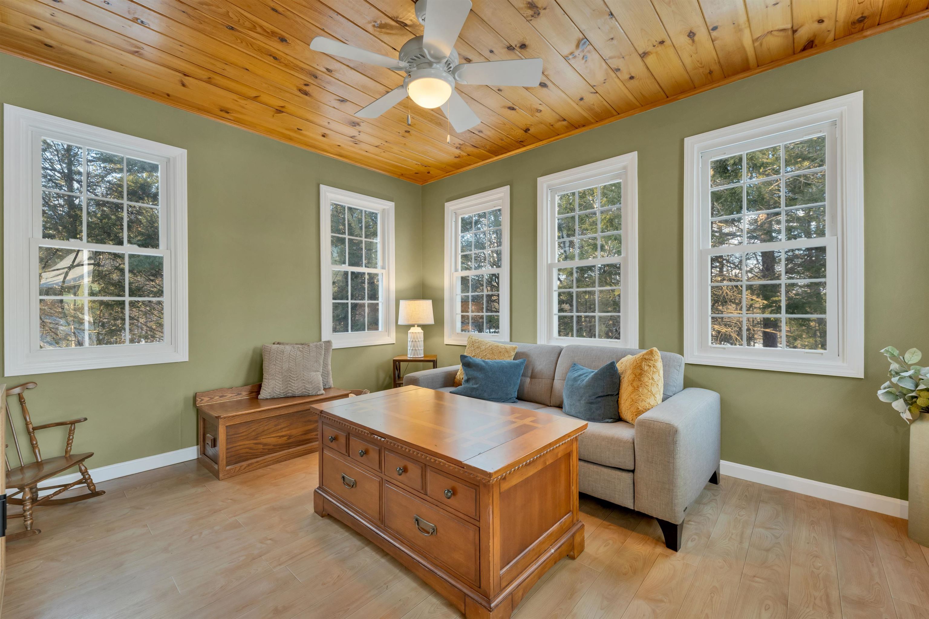 19 Sheffield Street Hudson, NH 03051 - Photo 12 of 51