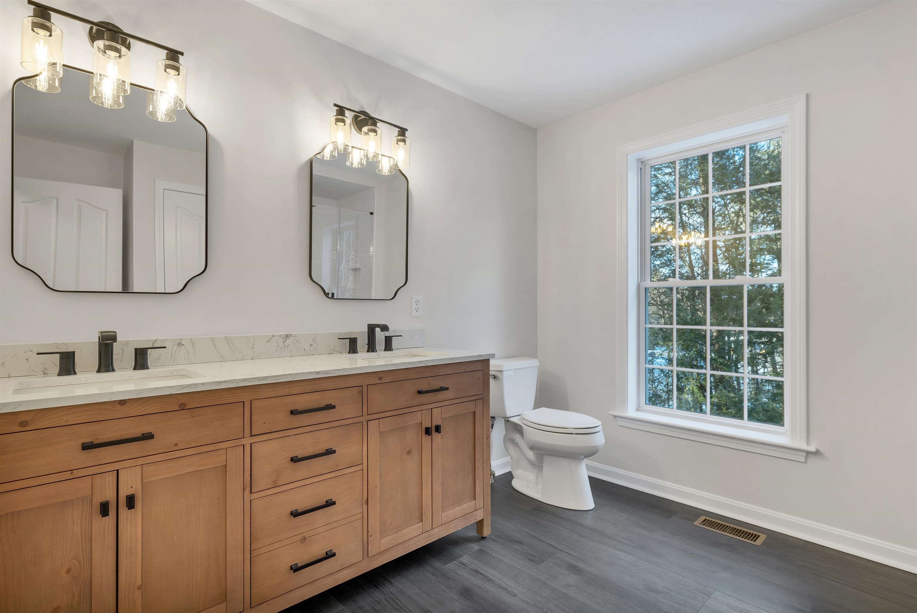 19 Sheffield Street Hudson, NH 03051 - Photo 22 of 51