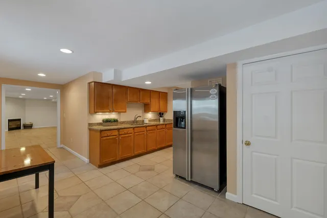 $785,000 | 19 Sheffield Street, Hudson, NH 03051