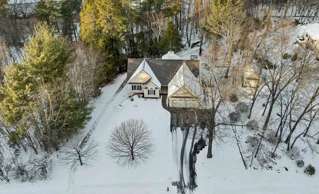 $785,000 | 19 Sheffield Street, Hudson, NH 03051