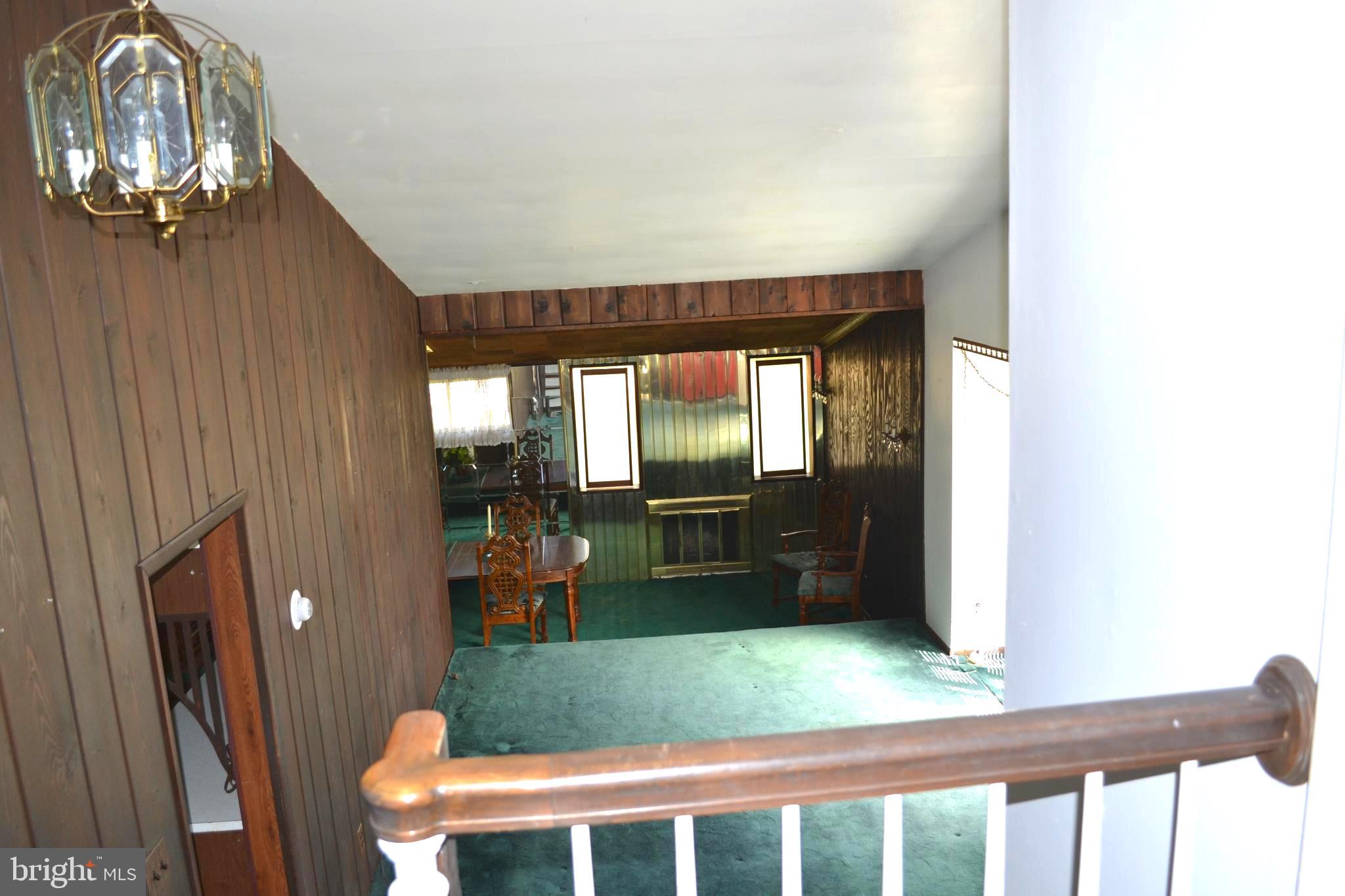 325 Jackson Road Mantua, NJ 08051 - Photo 20 of 39 Living room