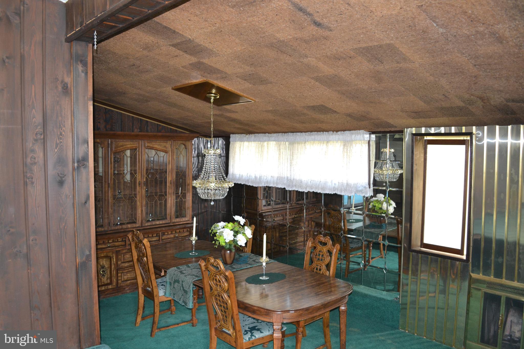 325 Jackson Road Mantua, NJ 08051 - Photo 21 of 39 Dining room