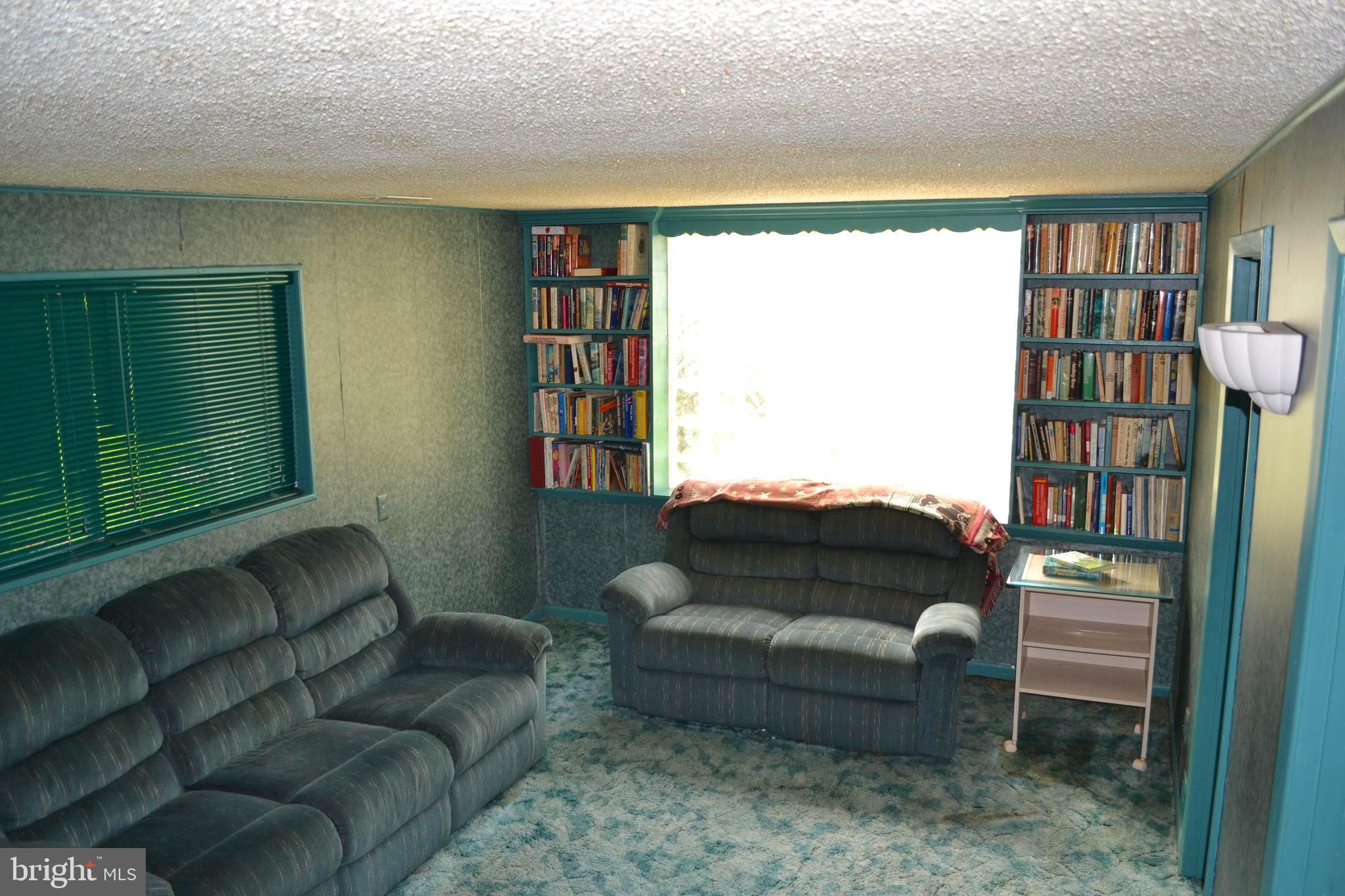 325 Jackson Road Mantua, NJ 08051 - Photo 32 of 39 Family room
