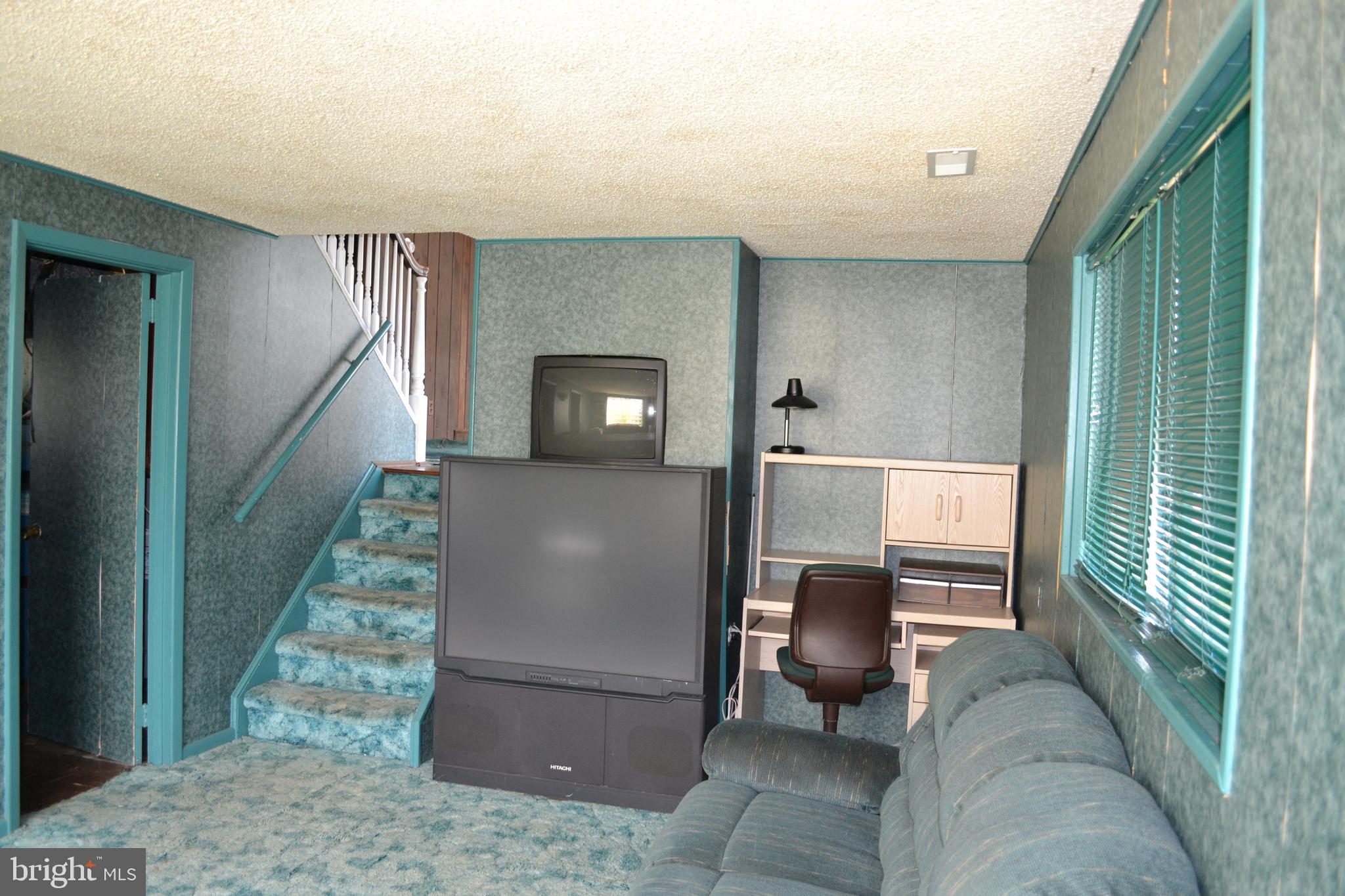 325 Jackson Road Mantua, NJ 08051 - Photo 33 of 39 Family room