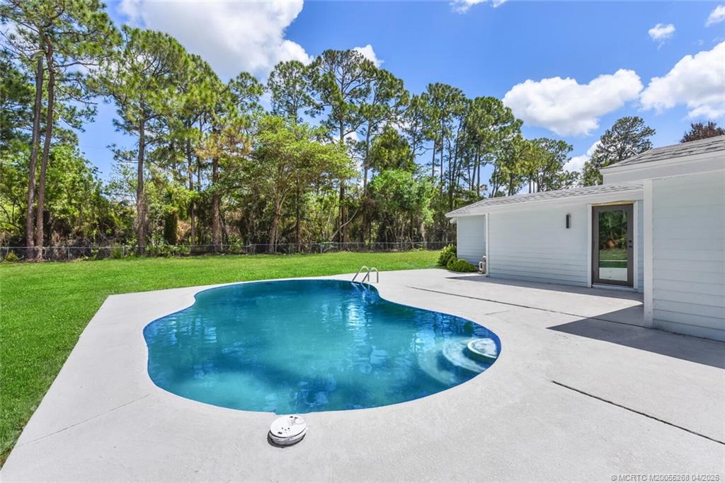8587 Southwest 18th Avenue Stuart, FL 34997 - Photo 28 of 39