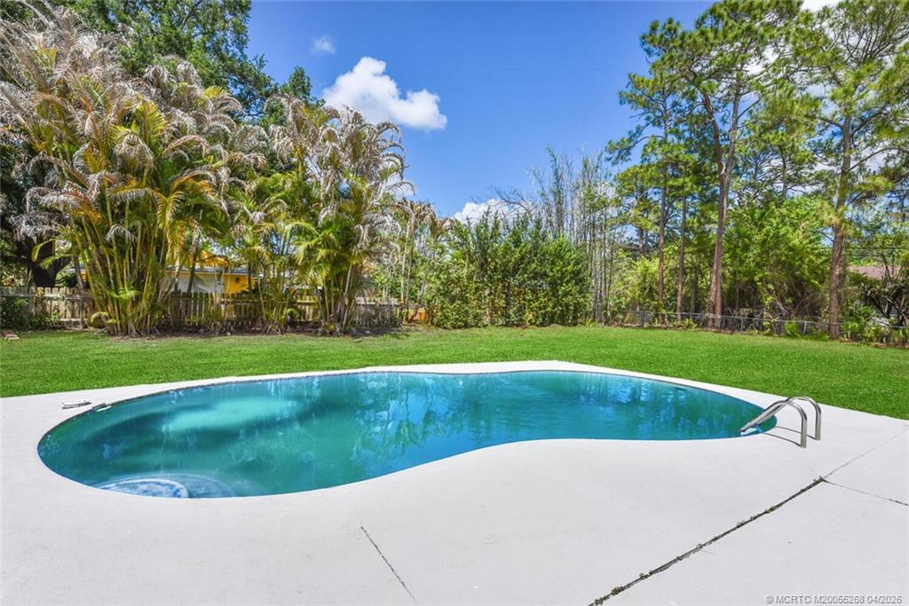 8587 Southwest 18th Avenue Stuart, FL 34997 - Photo 29 of 39