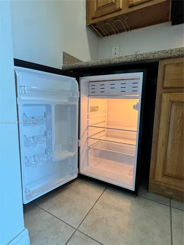 $1,750 | 4242 Northwest 2nd Street, Unit 713, Miami, FL 33126