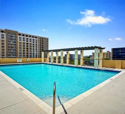 $1,750 | 4242 Northwest 2nd Street, Unit 713, Miami, FL 33126