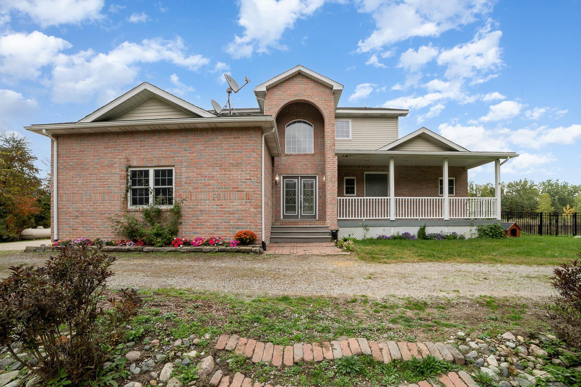 17655 Swan Creek Road Hemlock, MI 48626 - Photo 3 of 33 50123646-2.JPG
