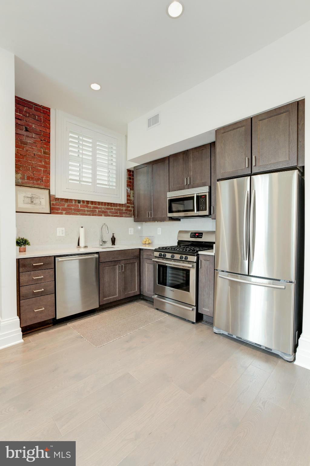901 D Street Northeast, Unit 4 Washington, DC 20002 - Photo 8 of 25 Kitchen