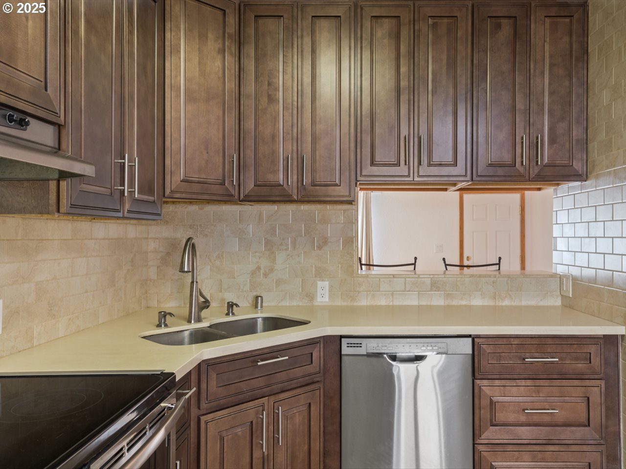 388 Southwest Butterfield Place Corvallis, OR 97333 - Photo 12 of 26