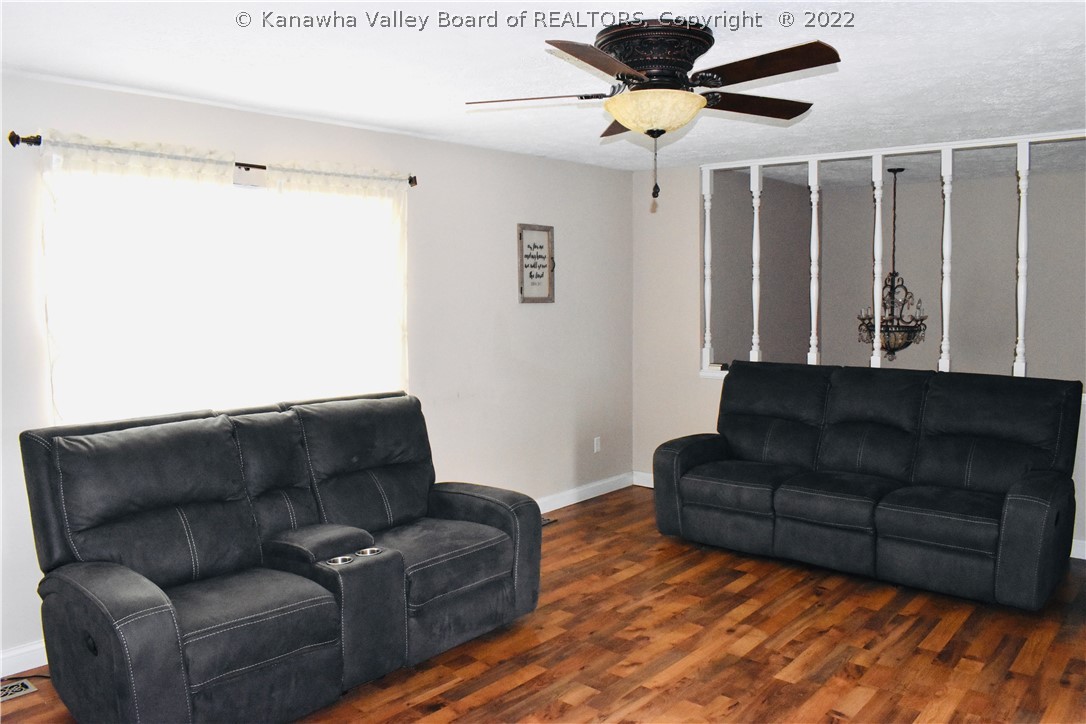 4922 Parchment Valley Road Evans, WV 25241 - Photo 5 of 22 Gallery Image 5