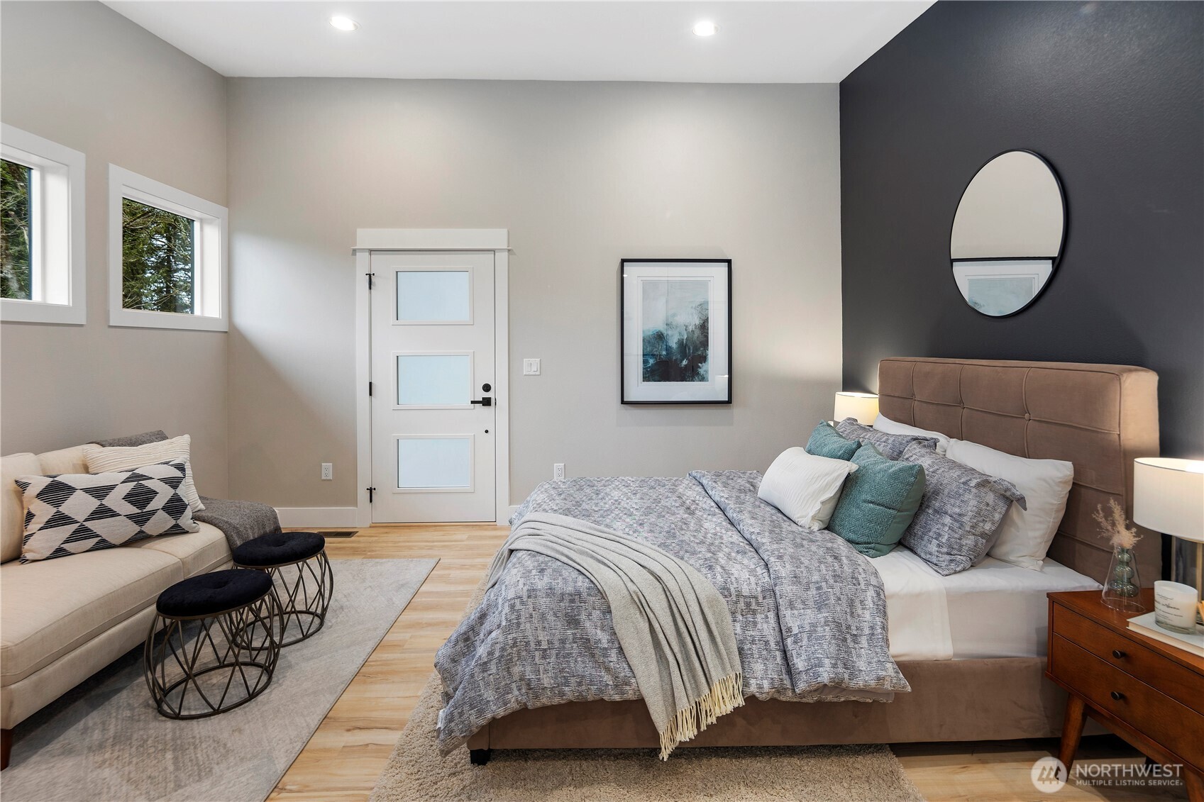 16250 Southeast Lake Moneysmith Road Auburn, WA 98092 - Photo 18 of 40 a bedroom with bed and a painting on the wall