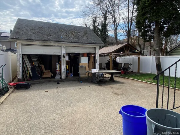 $699,999 | 24 Lent Avenue, Hempstead, NY 11550