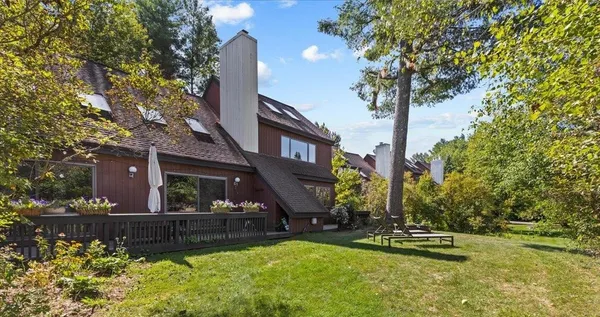 $987,000 | 615 Field Road, Unit 73, Stowe, VT 05672