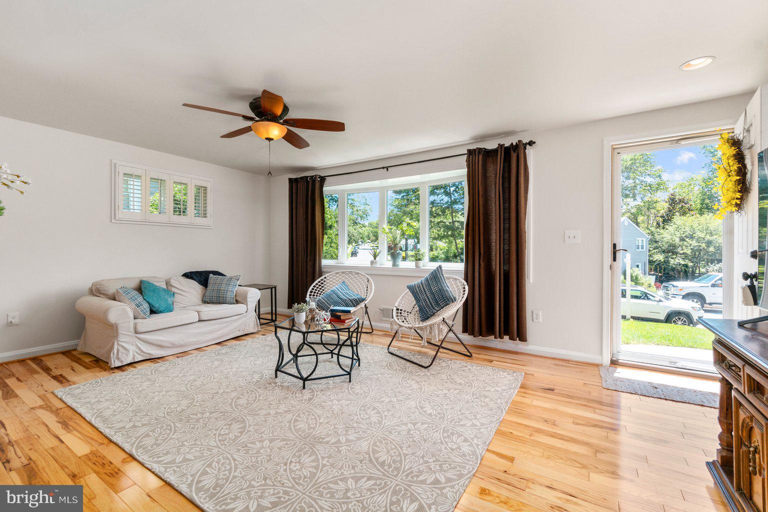 2014 Rollingwood Road Baltimore, MD 21228 - Photo 11 of 40 New picture/Bow window 2021 adds natural lighting