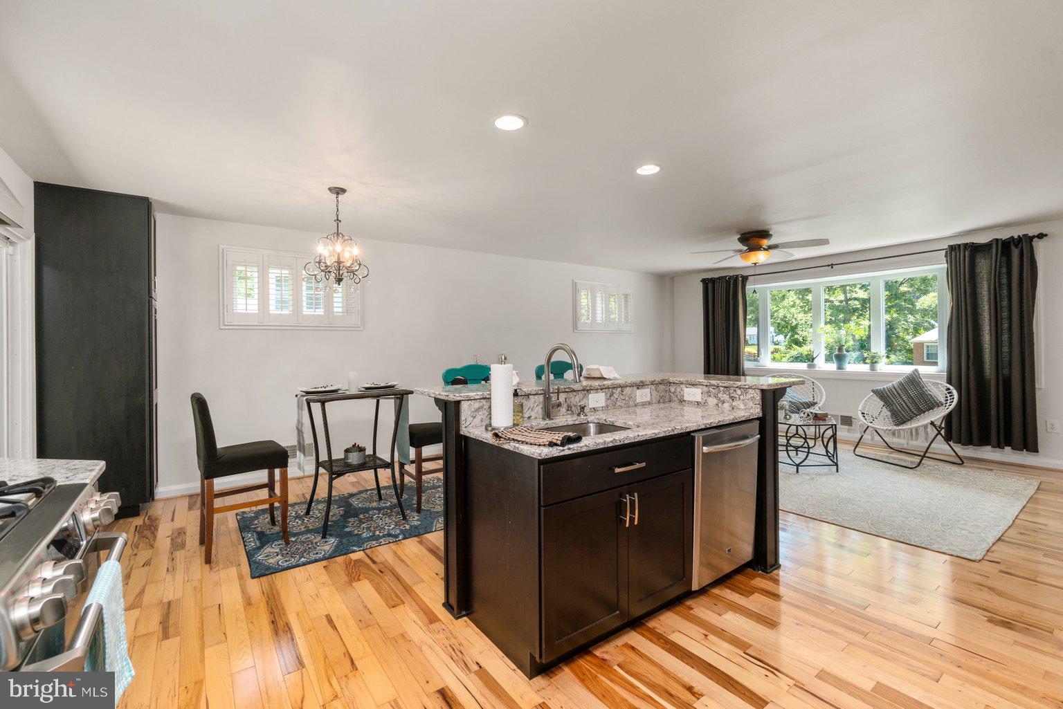 2014 Rollingwood Road Baltimore, MD 21228 - Photo 13 of 40