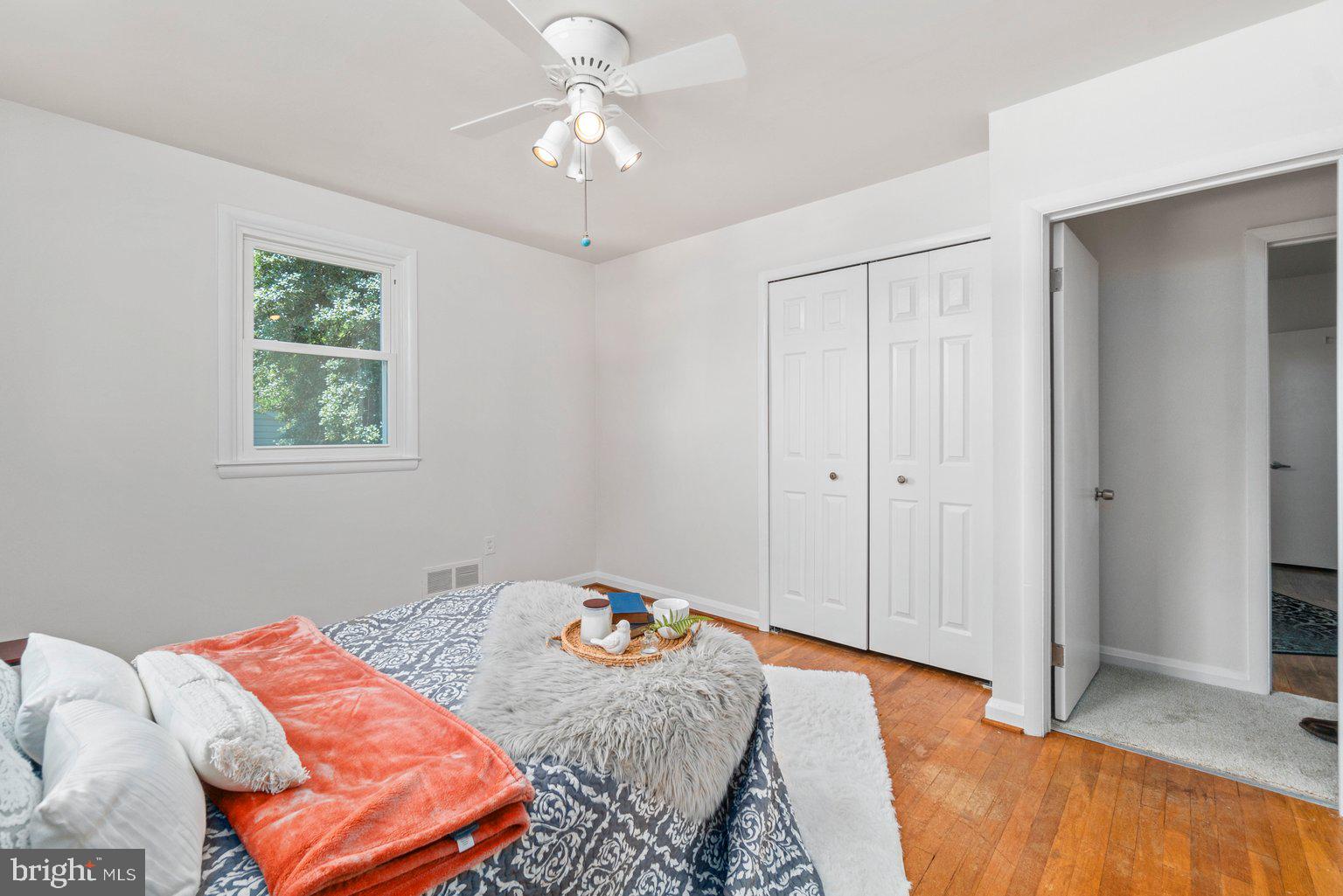 2014 Rollingwood Road Baltimore, MD 21228 - Photo 31 of 40 Double size closet in BR2