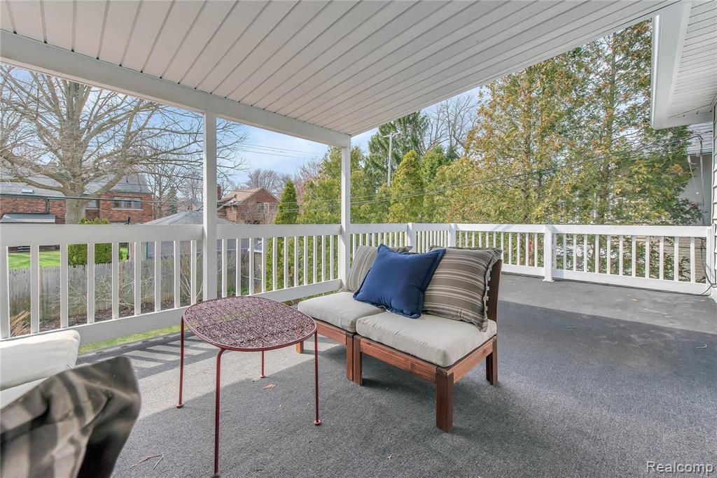 1317 Bishop Road Grosse Pointe Park, MI 48230 - Photo 26 of 42