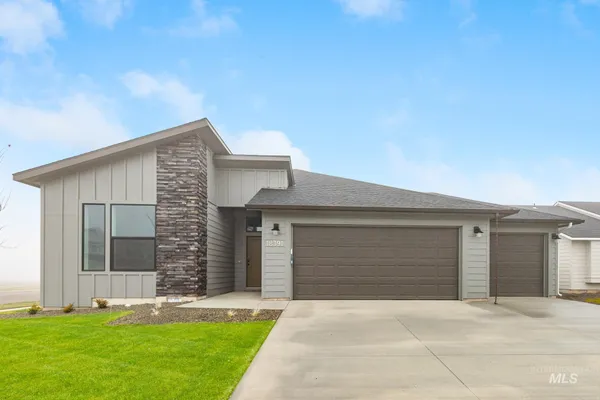 $509,990 | 17720 North Hugh Glass Way, Nampa, ID 83687